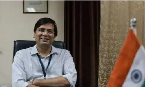 Jaisalmer में कर्रा रोग के फैलाव को रोकने के लिए शासन सचिव डॉ. समित शर्मा Jaisalmer में कर्रा रोग के फैलाव को रोकने के लिए शासन सचिव डॉ. समित शर्मा