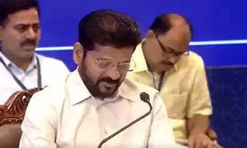 परिसीमन की कवायद: इंदिरा और वाजपेयी मॉडल अपनाएं केंद्र, रेवंत का सुझाव परिसीमन की कवायद: इंदिरा और वाजपेयी मॉडल अपनाएं केंद्र, रेवंत का सुझाव