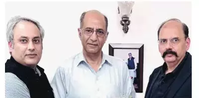 CII J&K ने मुख्यमंत्री के सलाहकार के साथ व्यापारिक मुद्दों पर चर्चा की CII J&K ने मुख्यमंत्री के सलाहकार के साथ व्यापारिक मुद्दों पर चर्चा की
