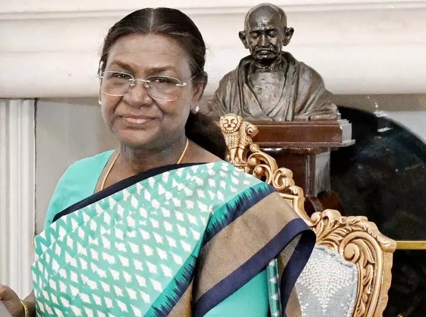 कल दोपहर रायपुर पहुंचेंगी राष्ट्रपति द्रौपदी मुर्मू कल दोपहर रायपुर पहुंचेंगी राष्ट्रपति द्रौपदी मुर्मू