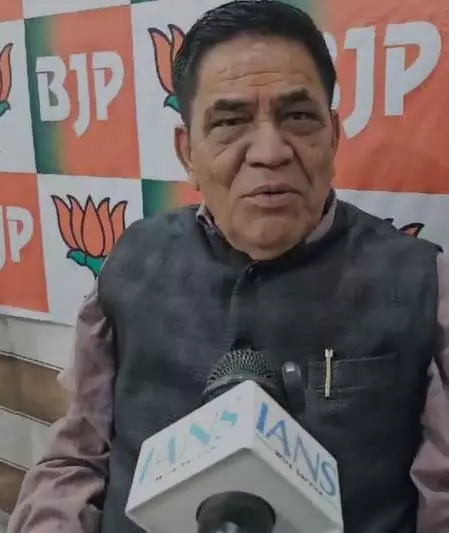 आतिशी के बयानों के पीछे भ्रष्टाचार छिपा है : मोहन सिंह बिष्ट आतिशी के बयानों के पीछे भ्रष्टाचार छिपा है : मोहन सिंह बिष्ट