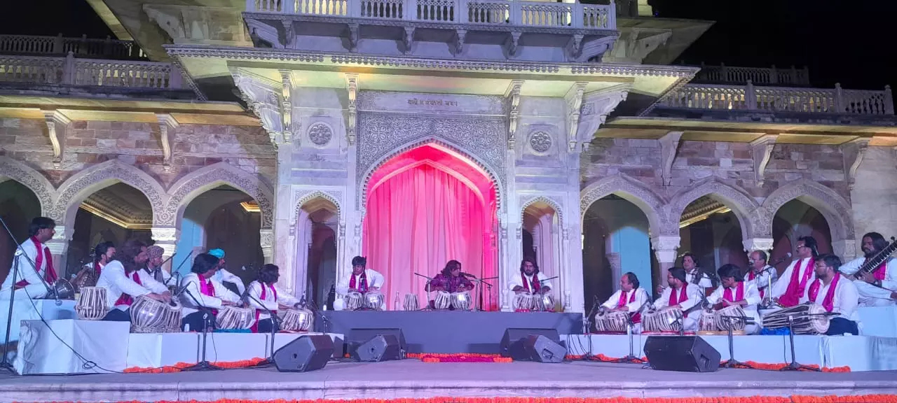 Jaipur: कल्चरल डायरीज में सजी ताल वाद्य कचहरी Jaipur: कल्चरल डायरीज में सजी ताल वाद्य कचहरी
