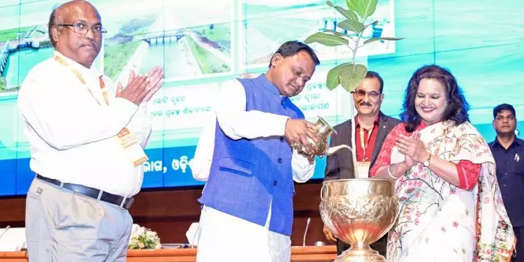 Majhi, साई महानदी विवाद को सौहार्दपूर्ण ढंग से सुलझाने पर सहमत Majhi, साई महानदी विवाद को सौहार्दपूर्ण ढंग से सुलझाने पर सहमत