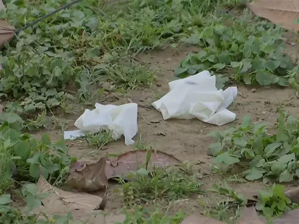 Deer Park incident: स्थानीय लोगों ने संभावित गड़बड़ी पर चिंता जताई, सख्त सजा की मांग की Deer Park incident: स्थानीय लोगों ने संभावित गड़बड़ी पर चिंता जताई, सख्त सजा की मांग की