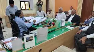 Sikar: जिला कलेक्टर रतन कुमार की अध्यक्षता में ई ओ & आरओ एग्जाम 2022 के संबंध में बैठक Sikar: जिला कलेक्टर रतन कुमार की अध्यक्षता में ई ओ & आरओ एग्जाम 2022 के संबंध में बैठक