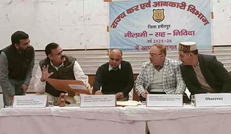 Hamirpur में शराब की दुकानों से आबकारी विभाग को मिलेंगे 114 करोड़ रुपये Hamirpur में शराब की दुकानों से आबकारी विभाग को मिलेंगे 114 करोड़ रुपये