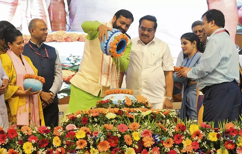 Kerala : राष्ट्रव्यापी जल शक्ति अभियान कैच द रेन अभियान का पुकुला से शुभारंभ Kerala : राष्ट्रव्यापी जल शक्ति अभियान कैच द रेन अभियान का पुकुला से शुभारंभ