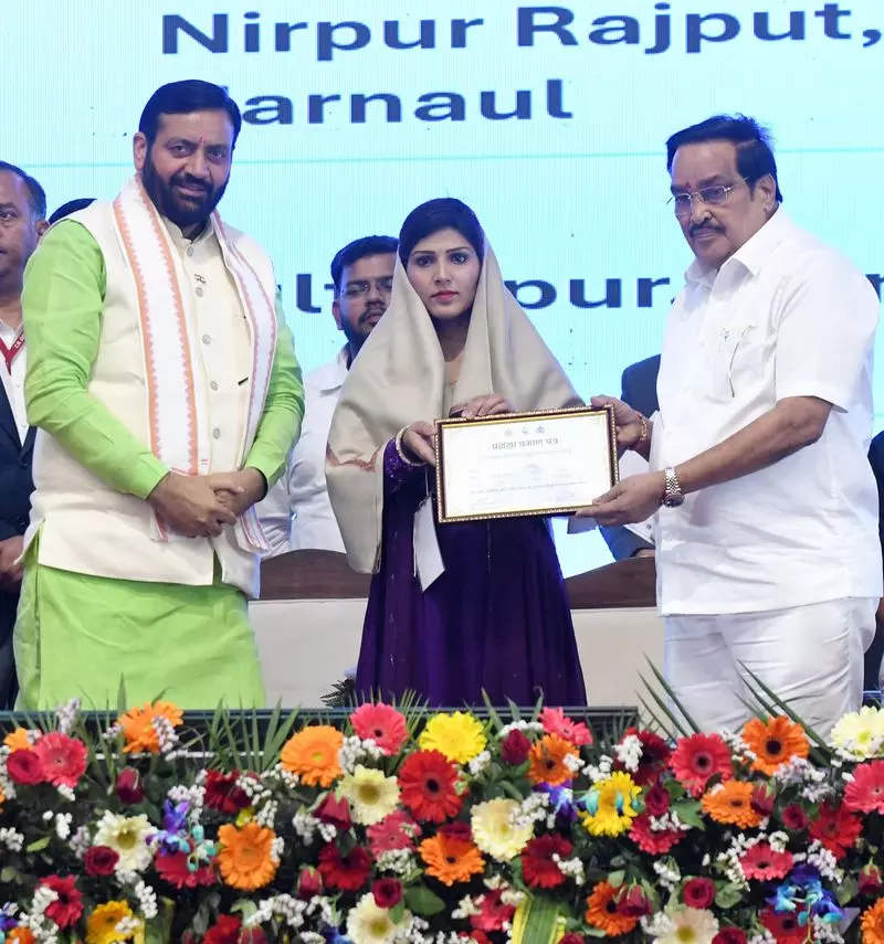 पानी की हर बूंद बचाएं, जल मित्र बनें Haryana के मुख्यमंत्री ने नागरिकों से कहा पानी की हर बूंद बचाएं, जल मित्र बनें Haryana के मुख्यमंत्री ने नागरिकों से कहा