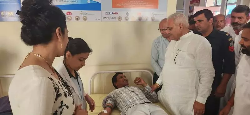 Haryana : कैबिनेट मंत्री रणबीर गंगवा ने मेडिकल कैंप का उद्घाटन किया Haryana : कैबिनेट मंत्री रणबीर गंगवा ने मेडिकल कैंप का उद्घाटन किया