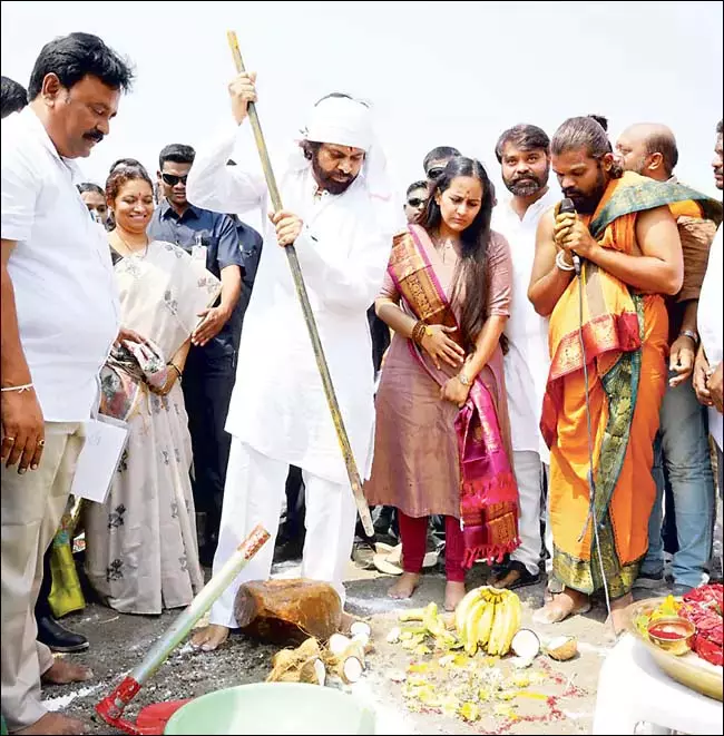 Pawan Kalyan: जल भंडारण के साथ भविष्य की ओर सुनहरा रास्ता Pawan Kalyan: जल भंडारण के साथ भविष्य की ओर सुनहरा रास्ता