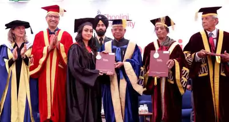 उद्यमिता अपनाएं, रोजगार सृजनकर्ता बनें: Governor tells students उद्यमिता अपनाएं, रोजगार सृजनकर्ता बनें: Governor tells students