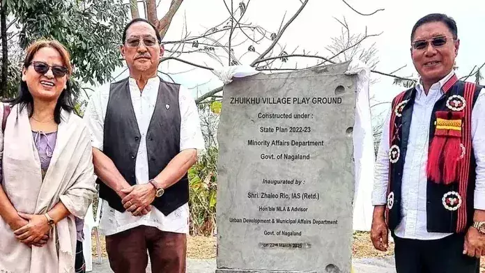 Nagaland : झालेओ रियो ने झुइखु गांव में नए खेल के मैदान का उद्घाटन किया Nagaland : झालेओ रियो ने झुइखु गांव में नए खेल के मैदान का उद्घाटन किया