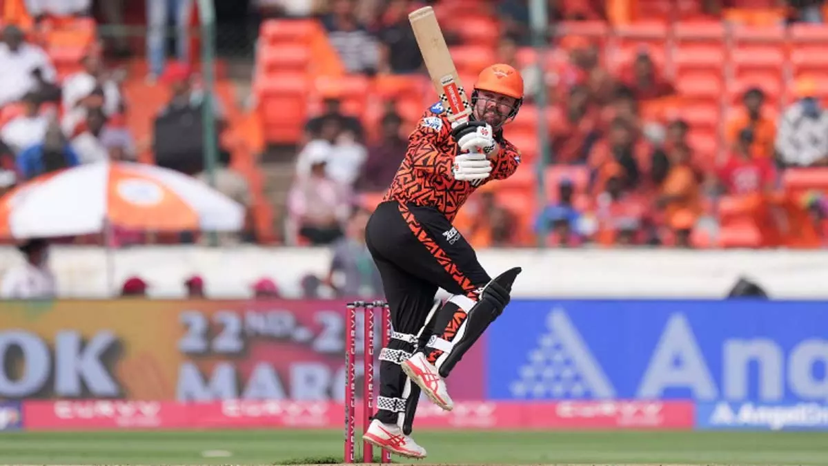 किशन का शतक और हेड का अर्धशतक, SRH ने RR के खिलाफ 286/6 का स्कोर बनाया किशन का शतक और हेड का अर्धशतक, SRH ने RR के खिलाफ 286/6 का स्कोर बनाया