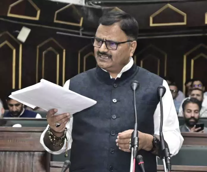 JKPDC पात्र कर्मचारियों की पदोन्नति की प्रक्रिया शुरू करेगा: जावेद राणा JKPDC पात्र कर्मचारियों की पदोन्नति की प्रक्रिया शुरू करेगा: जावेद राणा