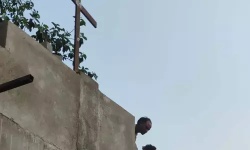 रेलवे की जमीन पर चर्च निर्माण, रोक लगाई गई रेलवे की जमीन पर चर्च निर्माण, रोक लगाई गई