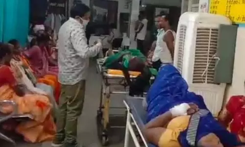 शादी कार्यक्रम से लौट रही पिकअप पलटी, 15 से ज्यादा लोग घायल
