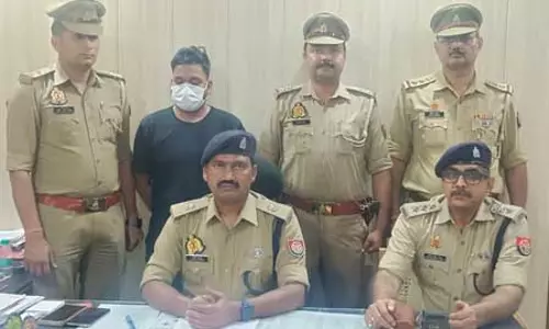 ग्रेटर नोएडा : हत्या के मामले का खुलासा, बेटा ही निकला कातिल ग्रेटर नोएडा : हत्या के मामले का खुलासा, बेटा ही निकला कातिल