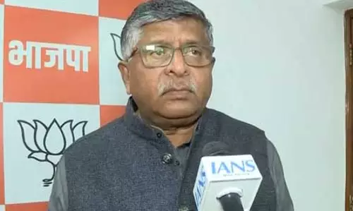 देश की अर्थव्यवस्था आगे बढ़ रही है : रविशंकर प्रसाद