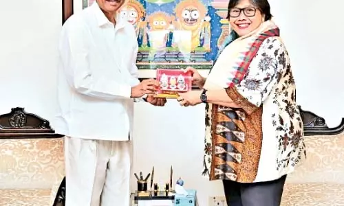 Odisha: इंडोनेशियाई राजदूत ने राज्यपाल से मुलाकात की