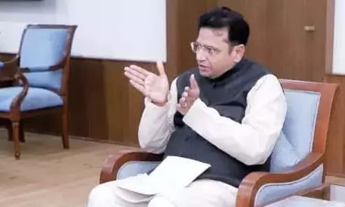 Telangana: ताइवान की सेरा नेटवर्क्स ई-सिटी में 300 करोड़ रुपये का निवेश करेगी Telangana: ताइवान की सेरा नेटवर्क्स ई-सिटी में 300 करोड़ रुपये का निवेश करेगी