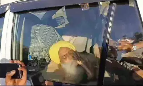 Jalandhar रेस्ट हाउस में दल्लेवाल पर कड़ी निगरानी रखी गई Jalandhar रेस्ट हाउस में दल्लेवाल पर कड़ी निगरानी रखी गई