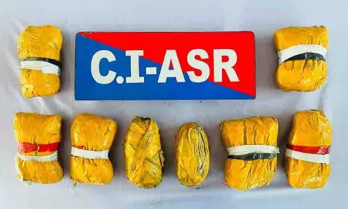 Amritsar पुलिस ने 4 किलो हेरोइन के साथ 4 ड्रग तस्करों गिरफ्तार Amritsar पुलिस ने 4 किलो हेरोइन के साथ 4 ड्रग तस्करों गिरफ्तार