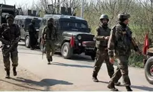 Srinagar आतंकवादी आकाओं का घर में घुसकर हमला Srinagar आतंकवादी आकाओं का घर में घुसकर हमला