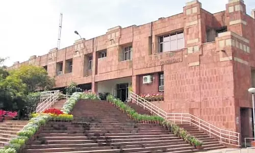 जेएनयू के प्रोफेसर ने एसएयू कार्यक्रम से अपना नाम वापस लिया