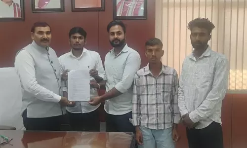 Haryana :  सिरसा विश्वविद्यालय के छात्रों ने कुलपति को सौंपा मांग पत्र