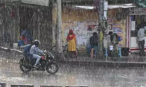 Hyderabad और आसपास के जिलों में तीव्र तूफान की आशंका Hyderabad और आसपास के जिलों में तीव्र तूफान की आशंका