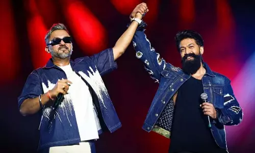 यश ने यो यो हनी सिंह बैंगलोर कॉन्सर्ट में प्रशंसकों को आश्चर्यचकित किया, VIDEO