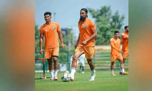 आई-लीग फुटबॉल चैंपियनशिप में श्रीनिधि डेक्कन FC का मुकाबला चर्चिल ब्रदर्स FC से आई-लीग फुटबॉल चैंपियनशिप में श्रीनिधि डेक्कन FC का मुकाबला चर्चिल ब्रदर्स FC से