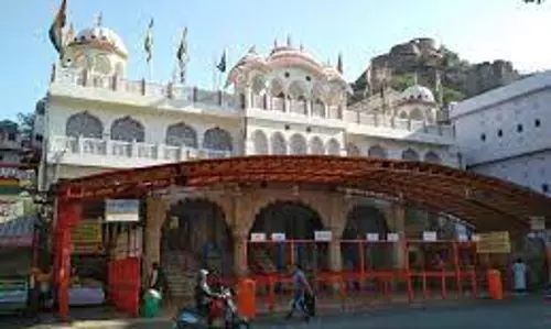 Moti Dungri Ganesh Mandir संगमरमर पत्थर से निर्माण Moti Dungri Ganesh Mandir संगमरमर पत्थर से निर्माण