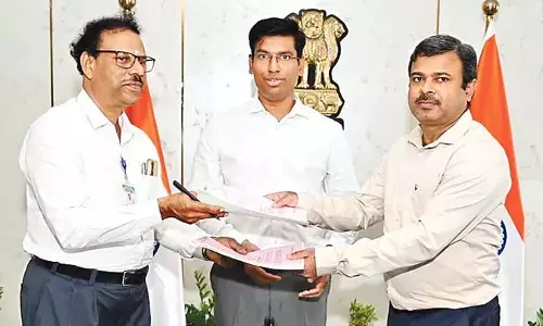 Andhra: रुइया उपकरणों के लिए 5.25 करोड़ रुपये का वितरण