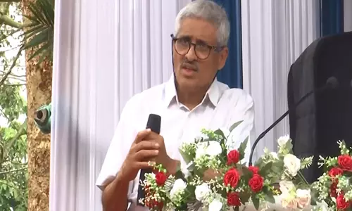 Dr रवि कन्नन ने देश में कैंसर से निपटने के लिए केंद्र सरकार के कदमों की सराहना की Dr रवि कन्नन ने देश में कैंसर से निपटने के लिए केंद्र सरकार के कदमों की सराहना की