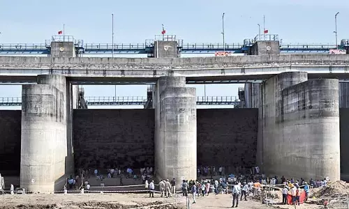 Medigadda Barrage : एलएंडटी के खिलाफ आपराधिक मुकदमा Medigadda Barrage : एलएंडटी के खिलाफ आपराधिक मुकदमा