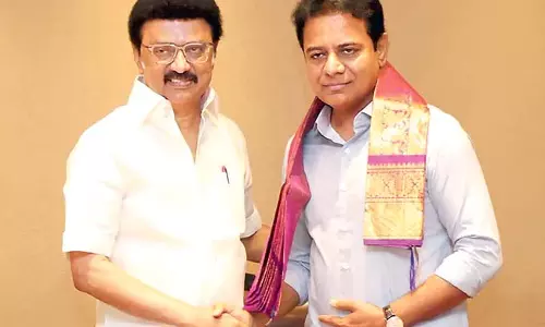 KTR: जनसंख्या के आधार पर सीटें बढ़ाना KTR: जनसंख्या के आधार पर सीटें बढ़ाना
