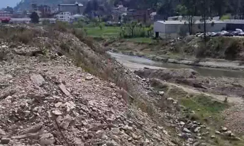 Suketi में मलबे की अवैध डंपिंग बेरोकटोक जारी Suketi में मलबे की अवैध डंपिंग बेरोकटोक जारी