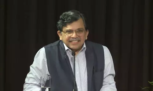 B G Verghese Memorial Lecture: न्यायमूर्ति मुरलीधर ने भारत में प्रेस की स्वतंत्रता में गिरावट की दी चेतावनी B G Verghese Memorial Lecture: न्यायमूर्ति मुरलीधर ने भारत में प्रेस की स्वतंत्रता में गिरावट की दी चेतावनी