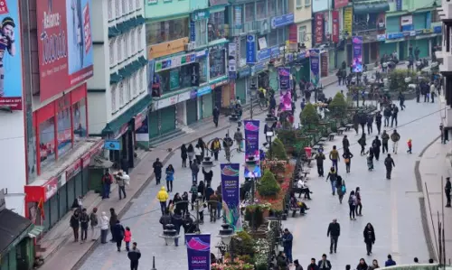 Sikkim : होटल व्यवसायियों ने पर्यटक शुल्क वसूली के लिए वैकल्पिक तरीके सुझाए Sikkim : होटल व्यवसायियों ने पर्यटक शुल्क वसूली के लिए वैकल्पिक तरीके सुझाए
