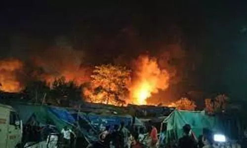 Roorkee: आग की चपेट में आई 20 झोपड़ियां, मची अफरा-तफरी