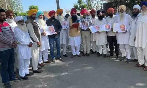अभियान में Bhagat Singh को राष्ट्रीय शहीद का दर्जा देने की मांग अभियान में Bhagat Singh को राष्ट्रीय शहीद का दर्जा देने की मांग
