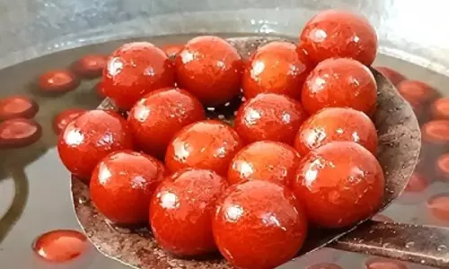 Paneer Gulab Jamun घर पर ले  शानदार मिठाई का स्वाद