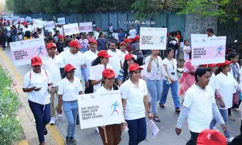 रोजाना टहलना रक्त के थक्के बनने से रोकने में फायदेमंद: Doctor
