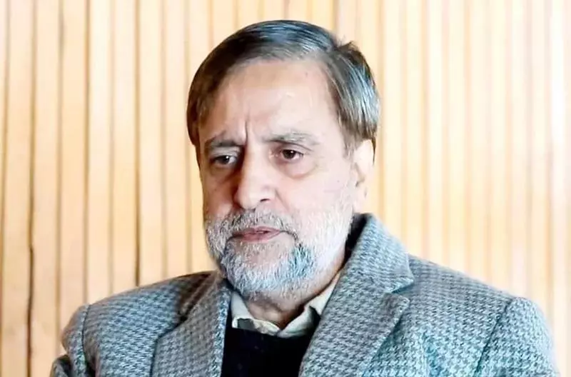 सांसद मियां अल्ताफ ने अनंतनाग में अग्नि प्रभावित परिवारों से मुलाकात की सांसद मियां अल्ताफ ने अनंतनाग में अग्नि प्रभावित परिवारों से मुलाकात की