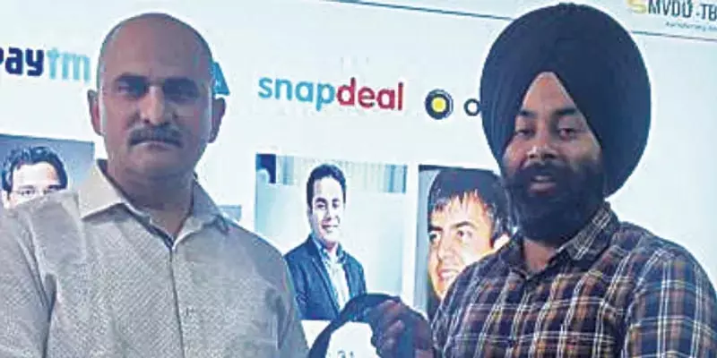 SMVDU संकाय ने उद्यमिता पर आईआईटी जम्मू की कार्यशाला में मुख्य भाषण दिया SMVDU संकाय ने उद्यमिता पर आईआईटी जम्मू की कार्यशाला में मुख्य भाषण दिया