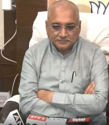 दिल्ली का बजट जनता को होगा समर्पित : वीरेंद्र सचदेवा दिल्ली का बजट जनता को होगा समर्पित : वीरेंद्र सचदेवा