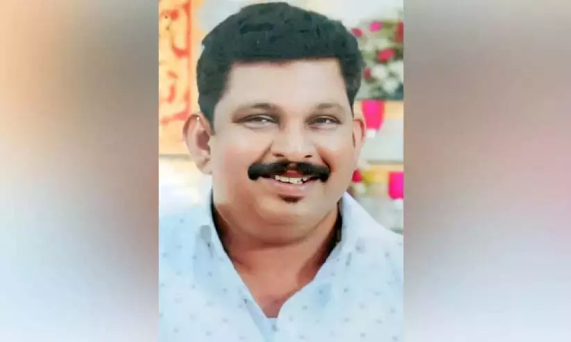 व्यापारिक साझेदार की हत्या; पोस्टमार्टम रिपोर्ट में सिर पर चोट लगने को मौत का कारण बताया व्यापारिक साझेदार की हत्या; पोस्टमार्टम रिपोर्ट में सिर पर चोट लगने को मौत का कारण बताया