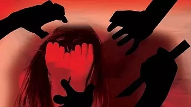 MP : कॉलेज छात्रा से सामूहिक बलात्कार, नाबालिग समेत चार लोग गिरफ्तार MP : कॉलेज छात्रा से सामूहिक बलात्कार, नाबालिग समेत चार लोग गिरफ्तार