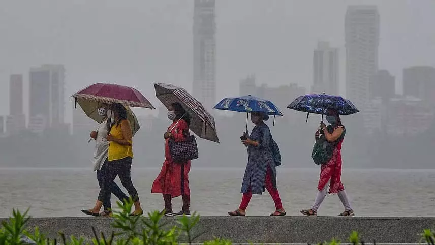 बारिश की चेतावनी: राज्य के कुछ हिस्सों में गरज के साथ बारिश की संभावना बारिश की चेतावनी: राज्य के कुछ हिस्सों में गरज के साथ बारिश की संभावना
